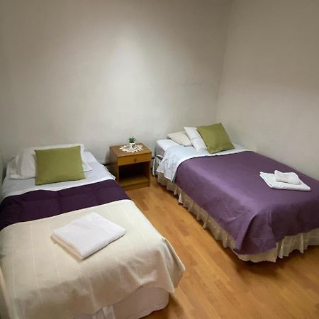 פואנטה ארנס Karol Hostal מראה חיצוני תמונה