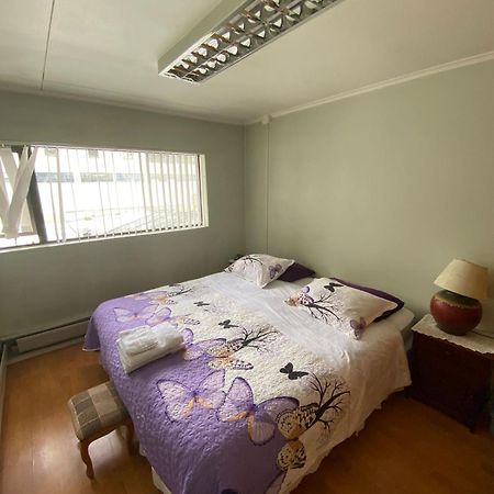 פואנטה ארנס Karol Hostal מראה חיצוני תמונה