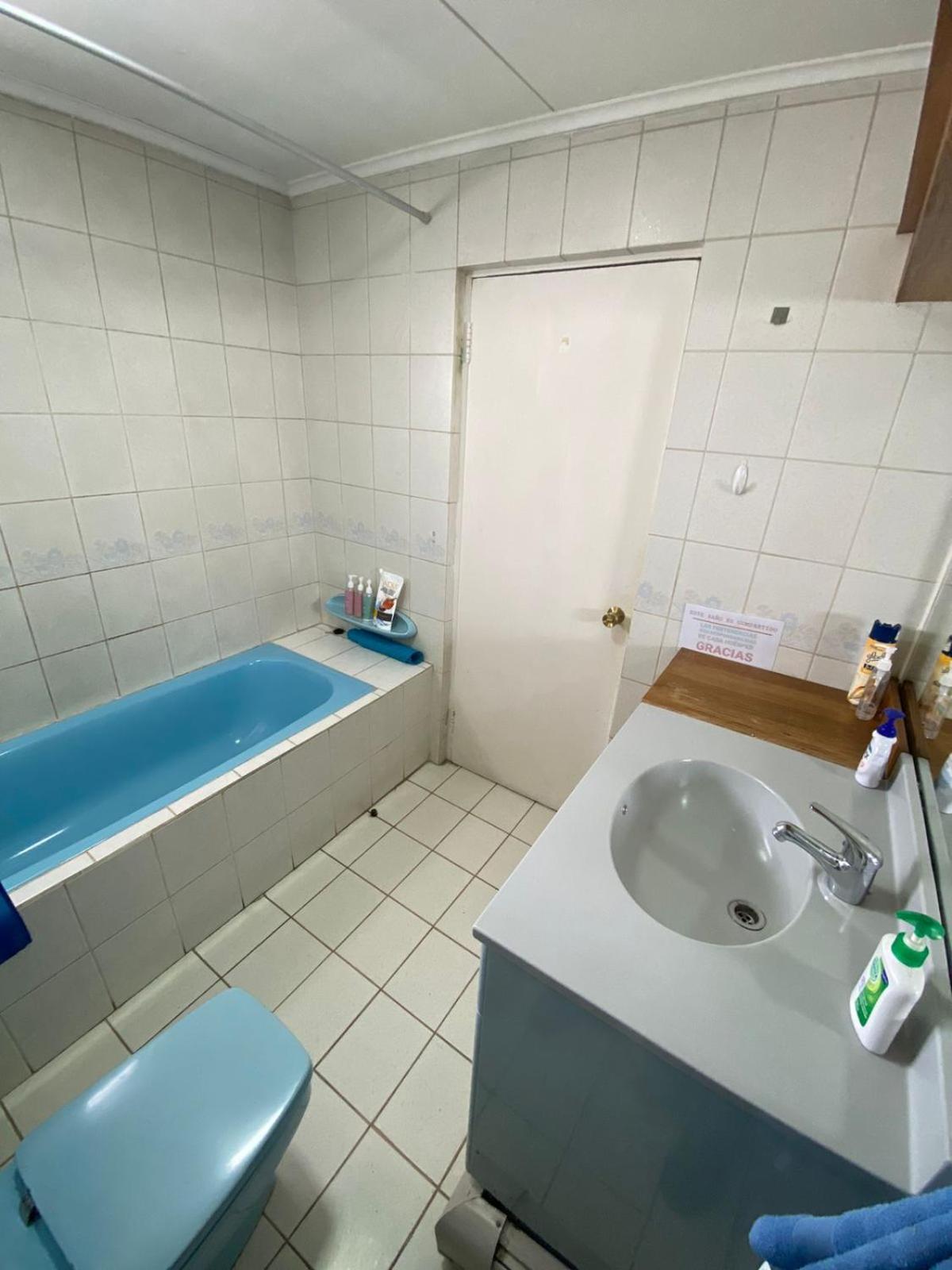 פואנטה ארנס Karol Hostal מראה חיצוני תמונה
